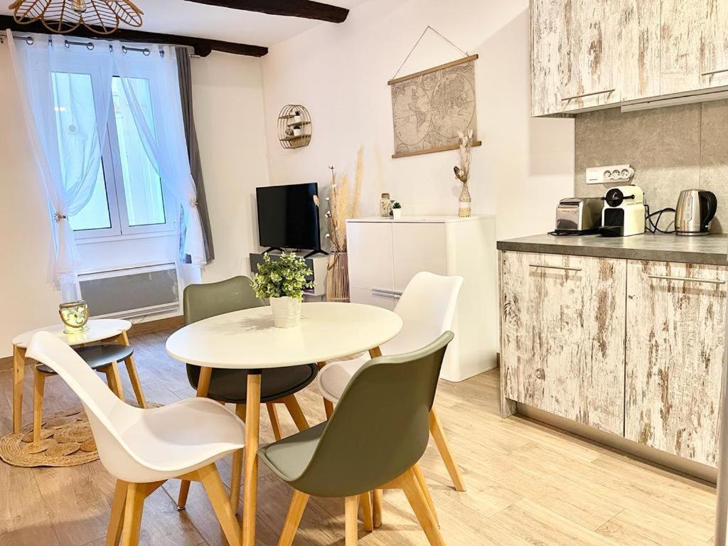 Le Mattoni Apartment Menton Bagian luar foto